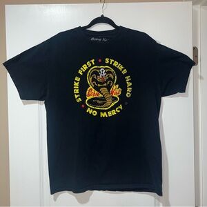 COBRA KAI Men's / Unisex Black T-Shirt with Colorful Front Graphic Print. Size L